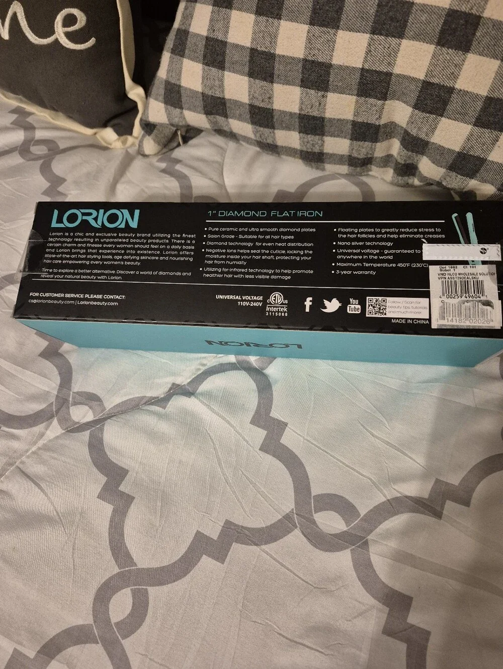 Lorion Salon Grade Turquoise Ceramic Flat Iron New